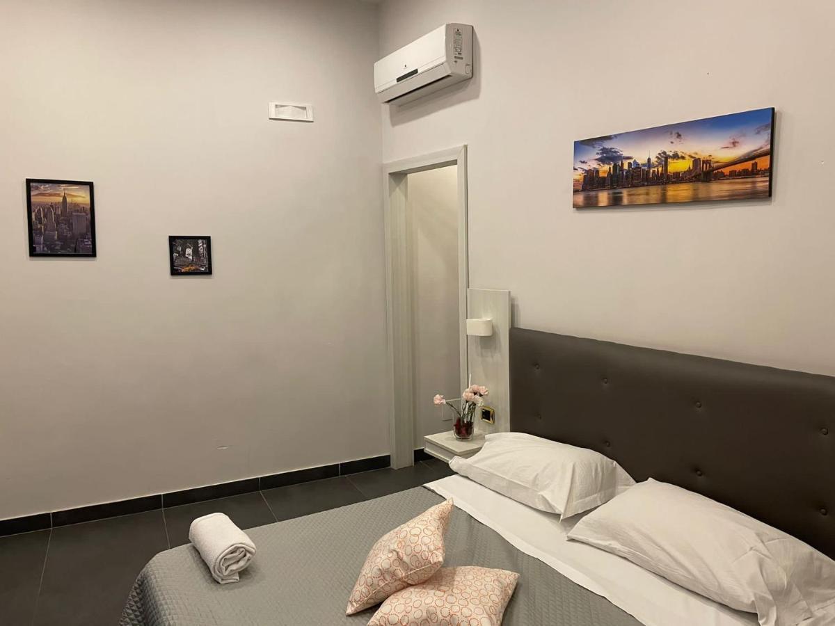 Ania Hotels Napoli Eksteriør billede